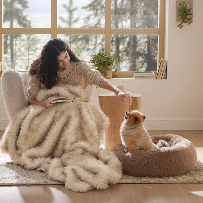 novoraa Round Fluffy Plush Pet Bed
